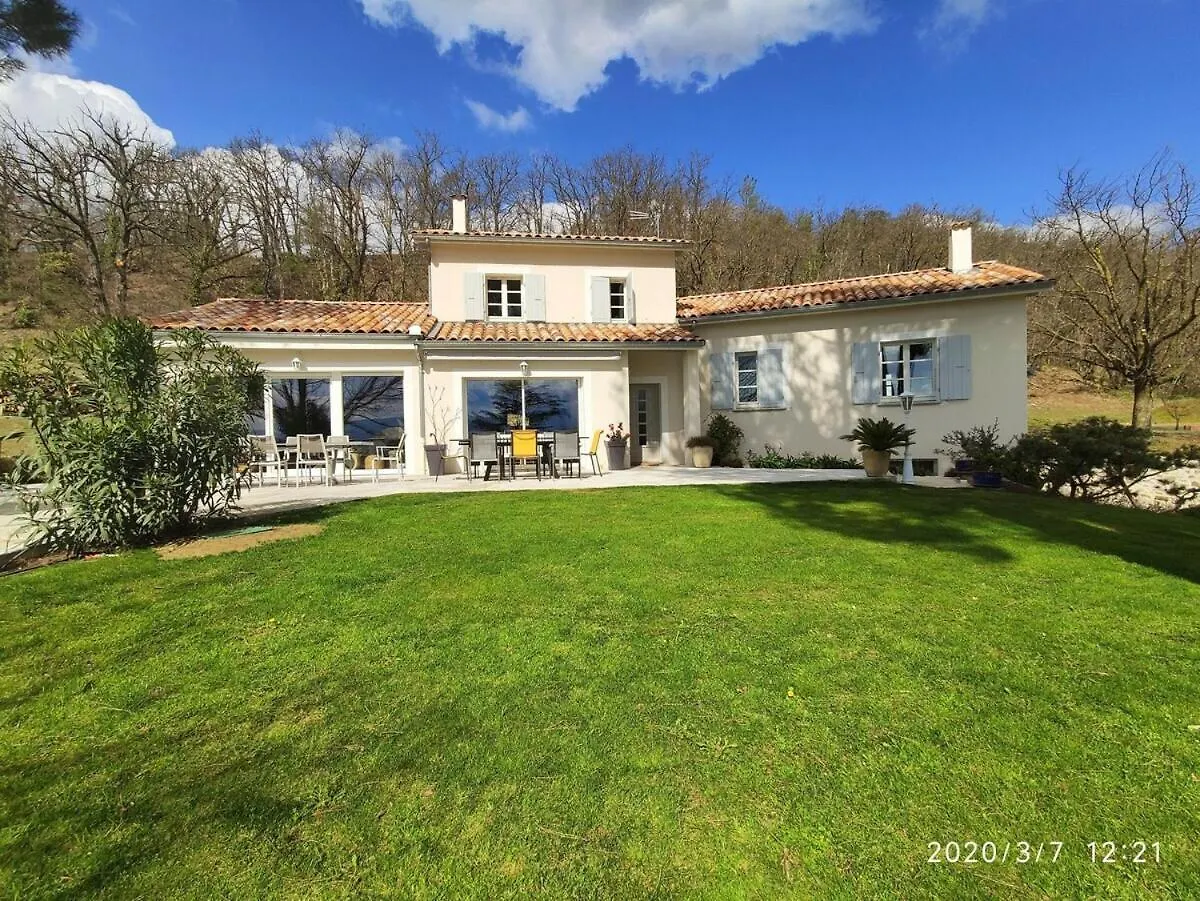 La Villa Moursoise 4 Etoiles Франция