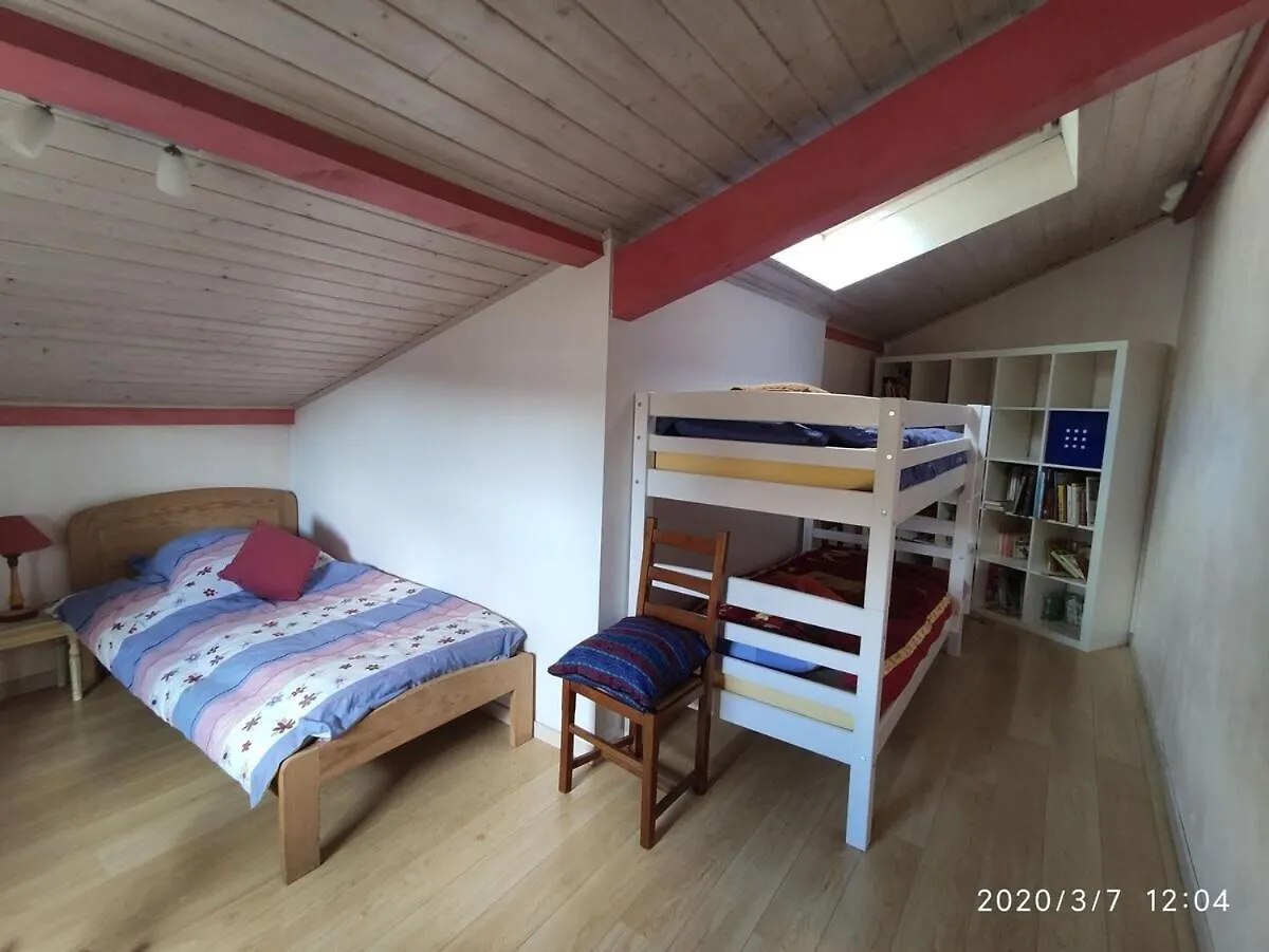 La Villa Moursoise 4 Etoiles 0*, Mours-Saint-Eusebe Франция